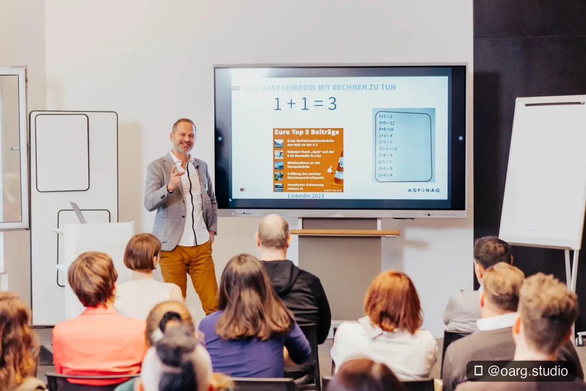 LLV #3 Thomas Greiner auf der Bühne